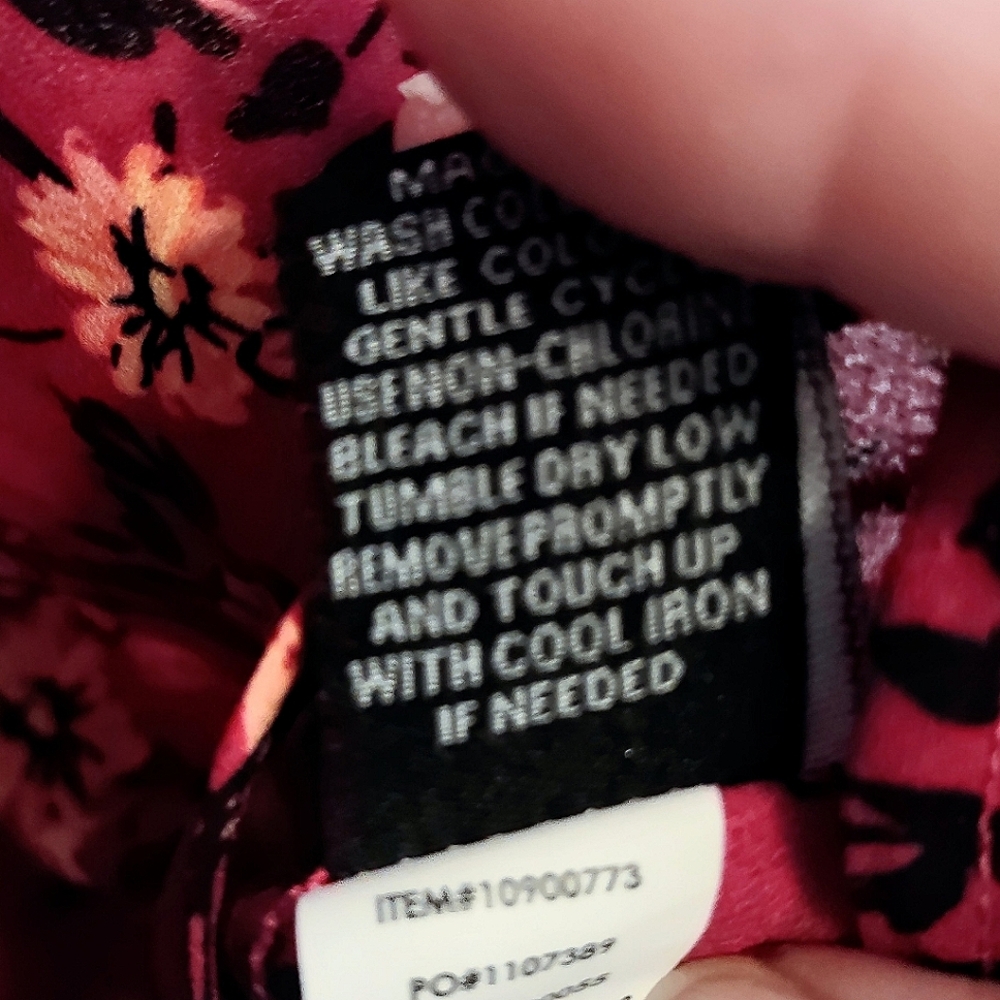 Torrid Raspberry Pink Floral Flowy Blouse + Gift - Picture 10 of 16